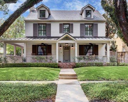 2921 Sunset Boulevard, West University Place