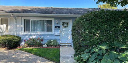 51 Storm Drive Unit #51, Holtsville