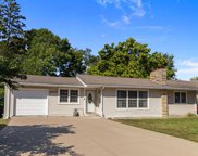 3713 Zenith Avenue N, Robbinsdale image