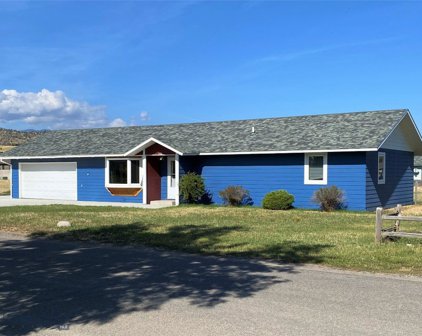 422 W Armitage, Ennis