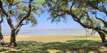 2394 W Bayshore Drive, Palacios