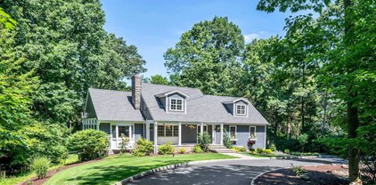 822 Colonial Road, Franklin Lakes