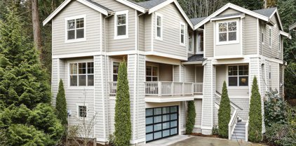 8209 NE 169th Street, Kenmore