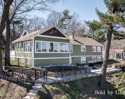 15027 Mercury Drive, Grand Haven