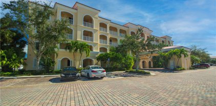 12 Harbour Isle Drive W Unit PH01, Fort Pierce