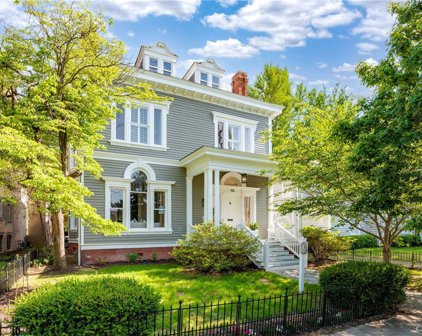 410 W Washington Street, Petersburg