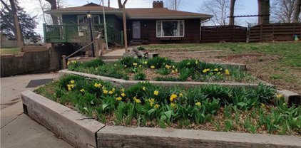 7612 Mohawk Drive, Prairie Village