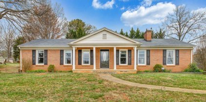 113 Valleyview Drive, Madison Heights
