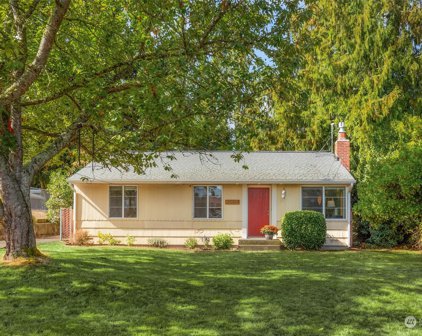 13015 6th Place SW, Burien