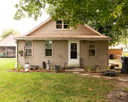 67 S Tressler Avenue, Bargersville