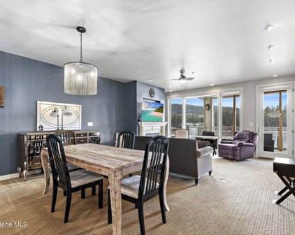355 WATERSIDE #303 Unit #303, Post Falls