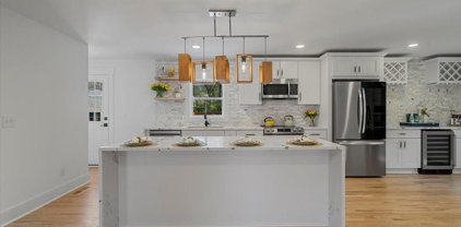 4415 Deepwood  Drive, Charlotte