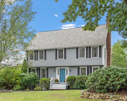 23 Iron Gate Dr, Andover
