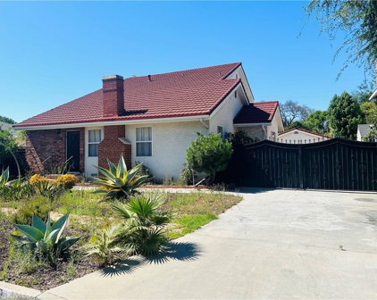 5339 E Greenmeadow Road, Long Beach