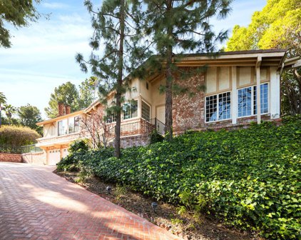 16016  Skytop Rd, Encino