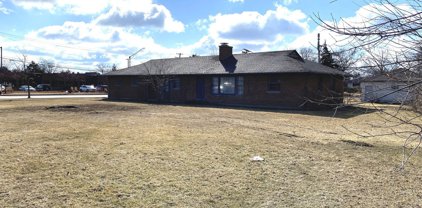 555 E Golf Road, Arlington Heights