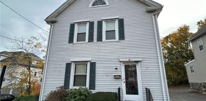 6 Downs Street, Danbury