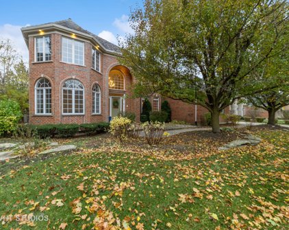 1231 Lansbrook Drive, South Elgin