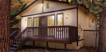 426 Cedar Lane, Sugarloaf