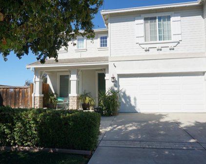 201 Fahmy Street, Brentwood
