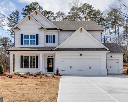 2555 Hickory Valley, Snellville