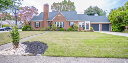 221 Clearview Rd, Hanover