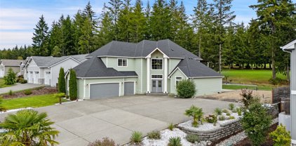 590 E Soderberg Road, Allyn