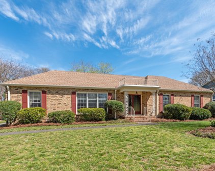 6729 Summerlin  Place, Charlotte