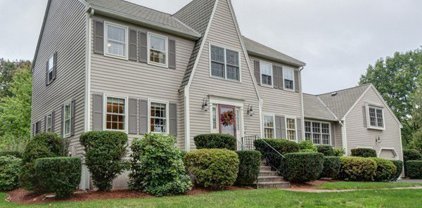 71 Robert Rd, Stow