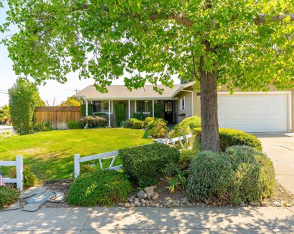 1220 Hillcrest Avenue, Livermore