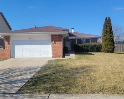 8216 Paddington Road, Woodridge