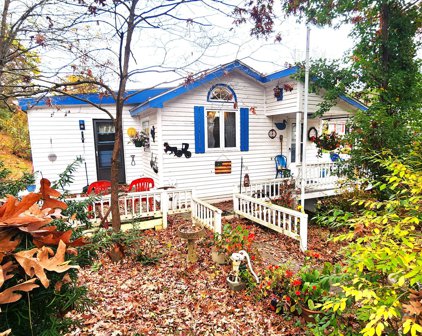 520 School  Ln, Christiansburg