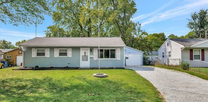 305 S Glenn Drive, Urbana