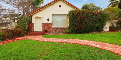 2717 Patricia Avenue, Los Angeles