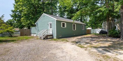 10712 Genlou Road, Chesterfield