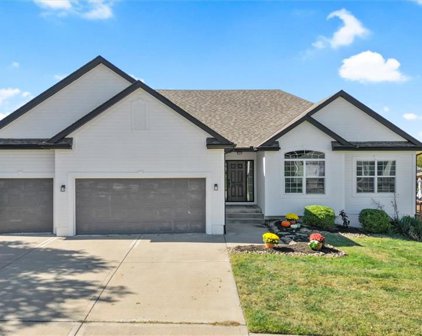408 Crestridge Drive, Kearney