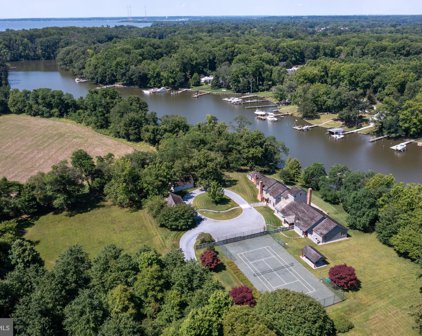 1634 Holly Beach Farm Rd, Annapolis