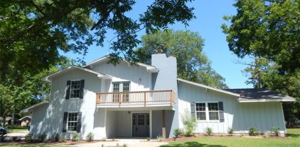 707 Avenue C, Sweeny