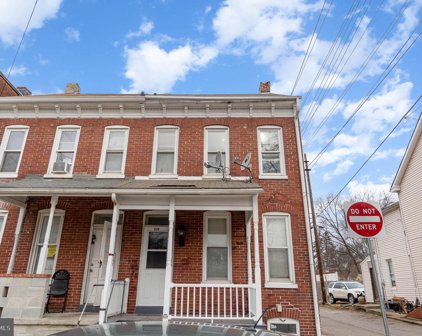 225 Front, Wrightsville