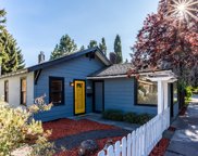725 Nw Delaware  Avenue, Bend image