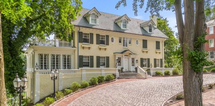 532 Washington St, Cumberland