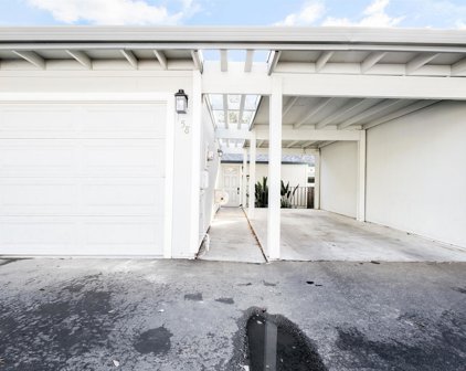 158 Holiday Hills Dr, Martinez