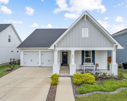 624 Penhurst Pl, Hendersonville