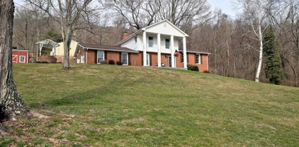 301 Forest Hill Drive, Pearisburg