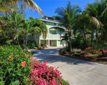 2540 Coconut  Drive, Sanibel