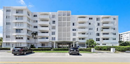 1075 92nd St Unit #201, Bay Harbor Islands