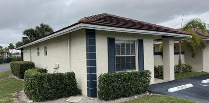 9961 Three Lakes Cir, Boca Raton