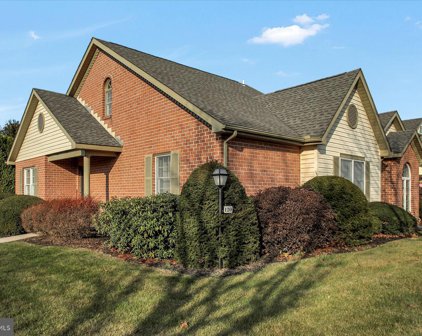 120 Strayer Dr, Carlisle
