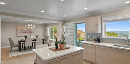 1011 Crestview DR, San Carlos