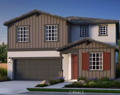 2254 Yuzu Street, Corona
